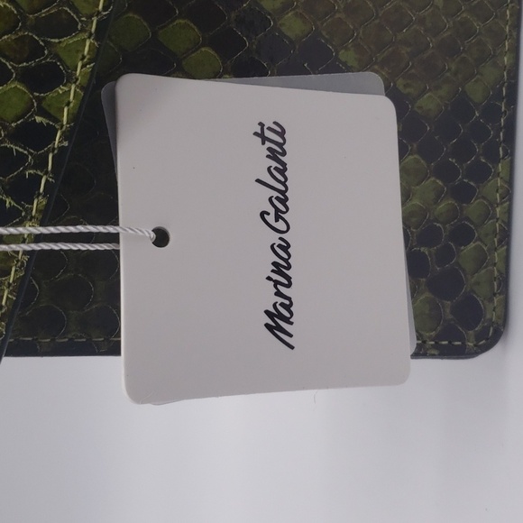 329- Marina Galanti Crossbody Bag Genuine Italian Leather NWT - Picture 7 of 11